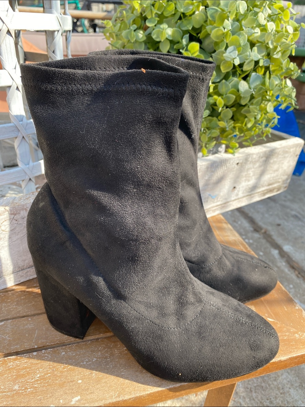 Black Suede Ankle Boots - Women's Stylish Block Heel size 8